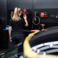 FX003 - Supporto a parete 3D per lucidatrice XCE & XFE